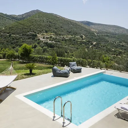 Sandy & Sofia בית נופש