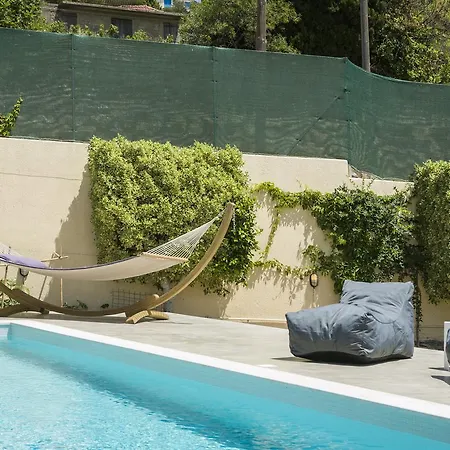 Sandy & Sofia Hébergement de vacances Katelios