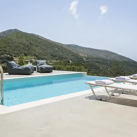 Hébergement de vacances Sandy & Sofia *